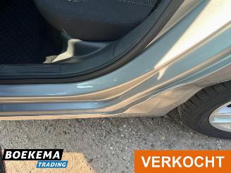 Volkswagen Golf 1.5 TSI Comfort Business DSG Navigatie PDC Climate Cruise picture 16