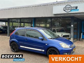 skadebil auto Ford Fiesta 2.0 16V ST 150PK Airco Sportpakket 2007/9