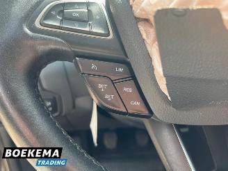 Ford Focus Wagon 1.5 TDCI Titanium Navigatie Climate Cruise PDC Trekh. picture 29