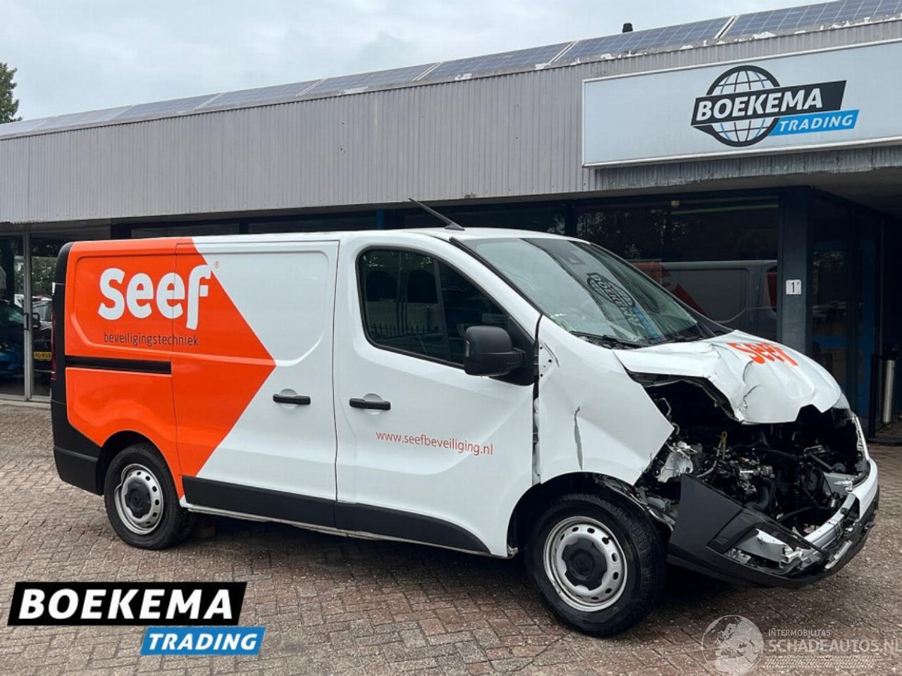 Renault Trafic 2.0 DCI Navigatie Climate Cruise Trekhaak PDC