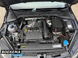 Volkswagen Golf 1.4 TSI Highline Navigatie Climate Camera Cruise picture 16