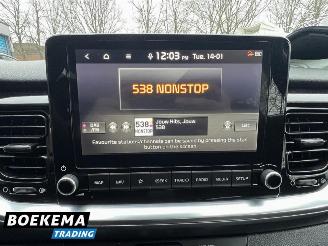 Kia Stonic 1.0 T-GDi MHEV Dynamic Automaat Navigatie Camera picture 28