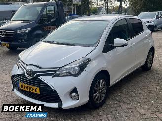 Toyota Yaris 1.3 VVT-i Navigatie Cruise Airco Camera Trekh. picture 4