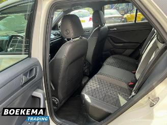 Volkswagen T-Roc 1.5 TSI R-Line Virtual Keyless Led Camera Stoelverw. picture 15