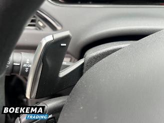 Peugeot 208 1.2 e-VTi Envy Aut Navi Clima Cruise PDC picture 25