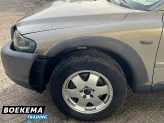 Volvo Xc-70 2.4 T Comfort Line 200 PK Leder Airco Cruise Trekh. picture 9