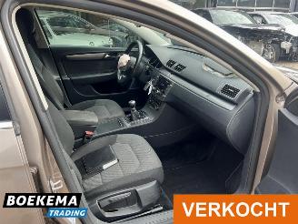Volkswagen Passat 1.4 TSI Comfortline Navi Climate Cruise PDC picture 22