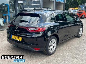 Renault Mégane 1.3 TCe 140PK Limited LED Keyless Navigatie Climate Cruise picture 2