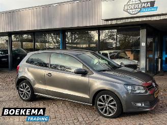 krockskadad bil auto Volkswagen Polo 1.4-16V Highline Aut Clima Stoelverw. Cruise PDC 2010/3