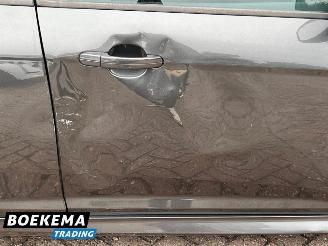 Ford Focus Wagon 1.5 TDCI ST-Line Leer Navi Camera Clima Cruise PDC picture 16