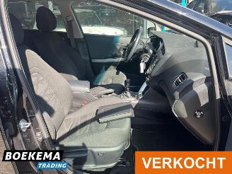 Kia Cee d cee'd 1.0 T-GDi Design Led Navi Climate Cruise Camera picture 21
