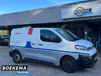 Vaurioauto  passenger cars Citroën Jumpy 1.6 HDI Automaat Leer Cruise Airco 2018/7