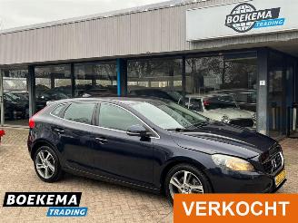 Avarii autoturisme Volvo V-40 1.5 T3 Summum Aut Navi Cruise Climate PDC 2015/10