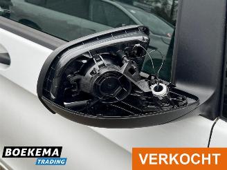 Mercedes Vito 111 CDI Lang 3-Persoons Navi Airco Cruise picture 11