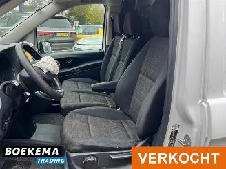 Mercedes Vito 111 CDI Lang 3-Persoons Navi Airco Cruise picture 16