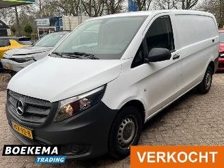 Mercedes Vito 111 CDI Lang 3-Persoons Navi Airco Cruise picture 4