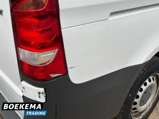 Mercedes Vito 111 CDI Lang 3-Persoons Navi Airco Cruise picture 14