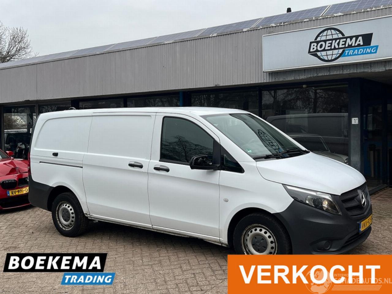 Mercedes Vito 111 CDI Lang 3-Persoons Navi Airco Cruise