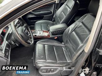 Audi A6 avant 4.2 FSI V8 350pk Quattro Navigatie Leer Stoelverw picture 11