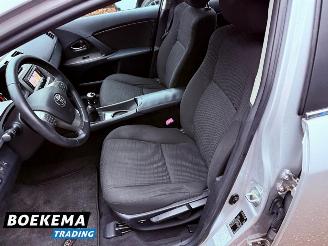 Toyota Avensis wagon 1.8 VVTi Navigatie Camera Climate Cruise picture 13
