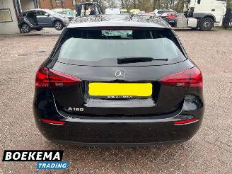 Mercedes A-klasse 180 Business Line Facelift Navi Camera Clima SHZ picture 3