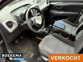 Peugeot 108 1.0 e-VTi Active Airco 5-Deurs picture 13