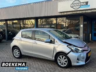 Auto incidentate Toyota Yaris 1.5 Full Hybrid Aspiration Navi Climate Cruise Camera 2014/1