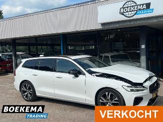 Schadeauto Volvo V-60 2.0 T6 Recharge AWD R-Design HUD Pano Keyless Led Navi Camera Stoelverw. 2020/12