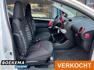 Citroën C1 1.0 Exclusive Airco Carplay Toerenteller picture 22