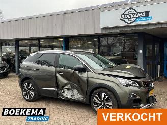 damaged passenger cars Peugeot 3008 1.2 PureTech Premium Keyless Virtual Navi Camera PDC 2020/2