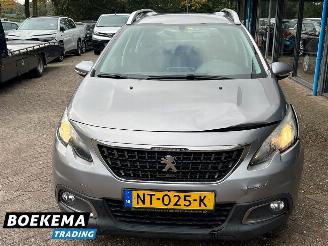 Peugeot 2008 1.2 PureTech Automaat Navi Cruise PDC picture 5