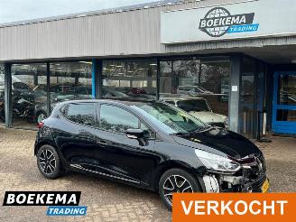 Unfallwagen Renault Clio 0.9 TCe Dynamique Navi Camera Climate Cruise PDC Trekh. 2013/6