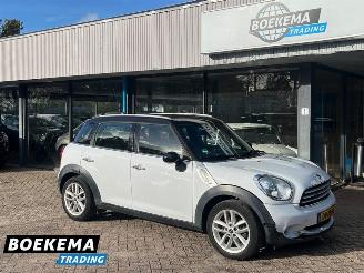Vaurioauto  passenger cars Mini Countryman Cooper 1.6 Edition Leer Navi Climate Cruise PDC 2012/10
