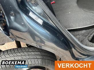 Peugeot 107 1.0-12V XS Airco 5-Deurs picture 9
