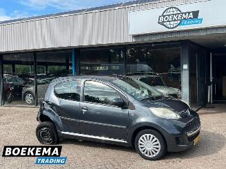 uszkodzony samochody osobowe Peugeot 107 1.0-12V XS Airco 5-Deurs 2010/7