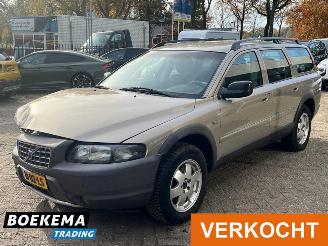 Volvo Xc-70 2.4 T Comfort Line 200 PK Leder Airco Cruise Trekh. picture 4