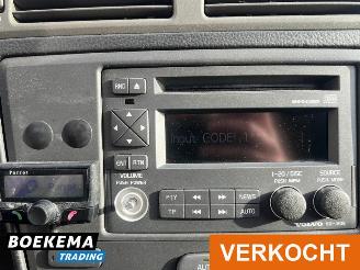 Volvo Xc-70 2.4 T Comfort Line 200 PK Leder Airco Cruise Trekh. picture 27