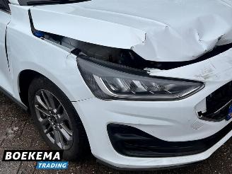 Ford Focus Wagon 1.0 EcoBoost 125PK Hybrid Navi Climate Cruise PDC Trekh. picture 6