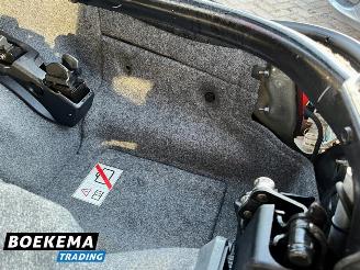 BMW 3-serie 320i High Exe M-Sport Aut Leer Memory Navi Stoelverw. PDC picture 16