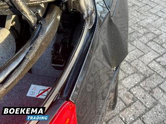 BMW 3-serie 320i High Exe M-Sport Aut Leer Memory Navi Stoelverw. PDC picture 13