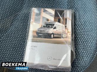 Mercedes Sprinter 311 2.2 CDI 432 HD Rolstoellift Airco picture 28