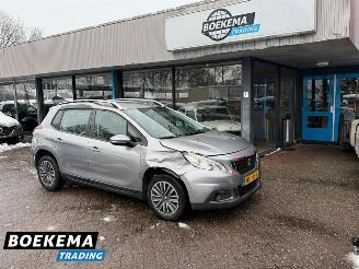 uszkodzony samochody osobowe Peugeot 2008 1.2 PureTech Automaat Navigatie Cruise NAP! 2017/2