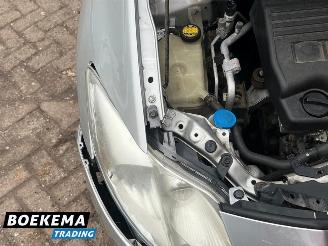 Toyota Auris 1.3 Aspiration Navigatie Climate Trekhaak picture 11