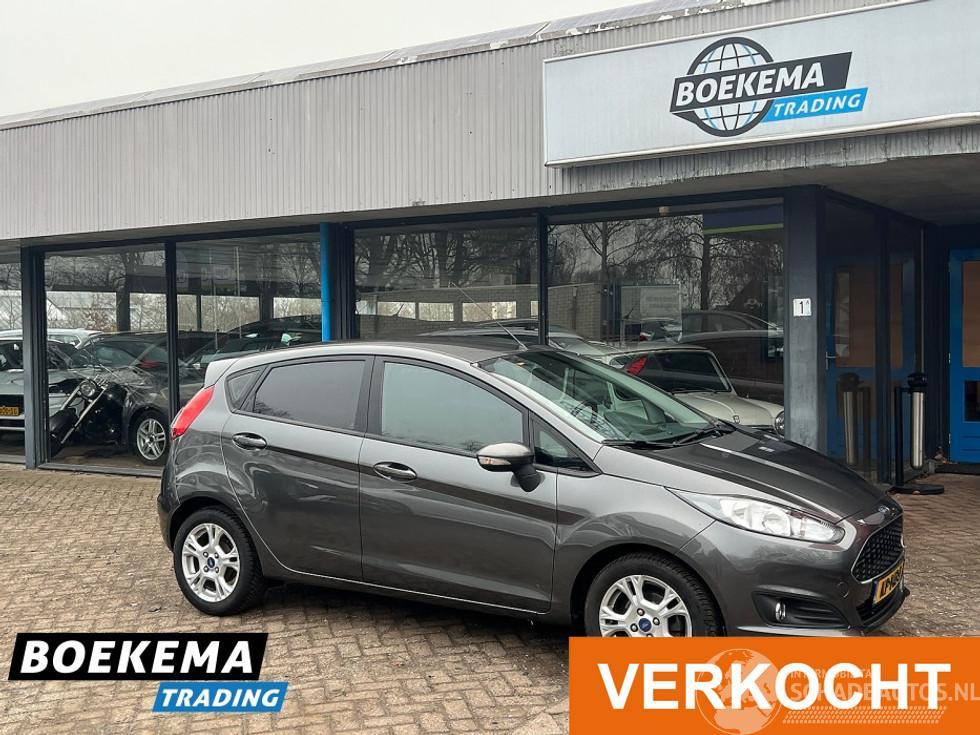 Ford Fiesta 1.5 TDCi Titanium Stoelverw. Climate PDC Trekhaak