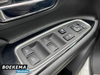 Mitsubishi Outlander 2.4 PHEV Intense+ Pano Leer Stoel/Stuurverw. Navi Camera PDC picture 19