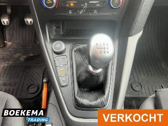 Ford Focus 1.5 TDCI ST-Line Navi Climate Cruise PDC Trek. picture 24