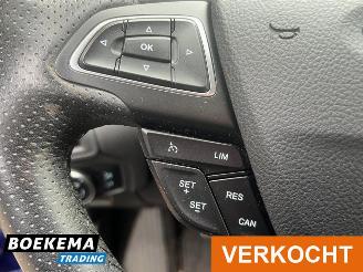 Ford Focus 1.5 TDCI ST-Line Navi Climate Cruise PDC Trek. picture 21