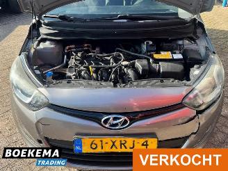 Hyundai I-20 1.2i Business Edition Airco 5-Deurs picture 10