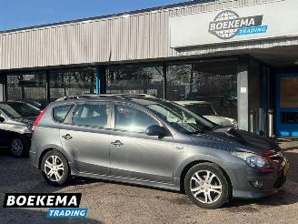 Schadeauto Hyundai I-30 CW 1.4i i-Drive Cool Airco Trekhaak 2011/6