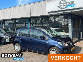 Auto incidentate Volkswagen Up! 1.0 High Up! Navigatie Airco 5-Deurs 2013/10